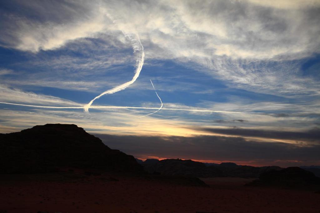 Bedouin Expedition Wadi Rum Exterior photo